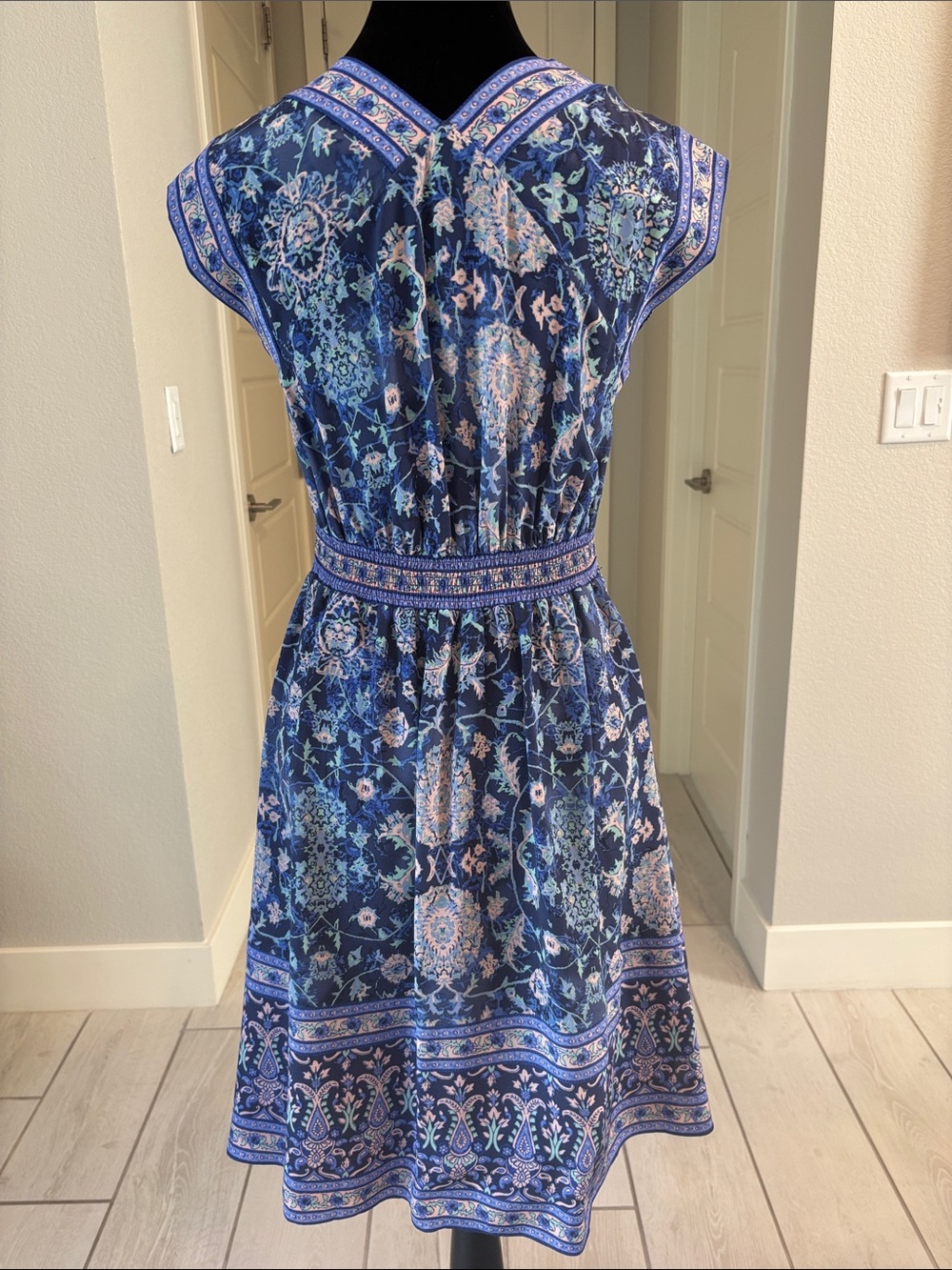 Rebecca Taylor Blue Boho Floral Silk V-Neck Fit & Flare Dress Size 0 - Picture 3 of 13